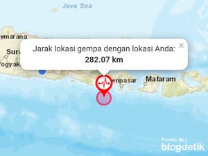 Warga Blitar Berlarian Keluar Rumah akibat Gempa 6 M di Nusa Dua Bali