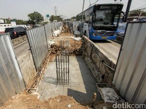 Akhirnya, Revitalisasi JPO Jembatan Gantung Dimulai