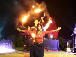 Eksotisme Candi Palah dalam Balutan Purnama Seruling Penataran