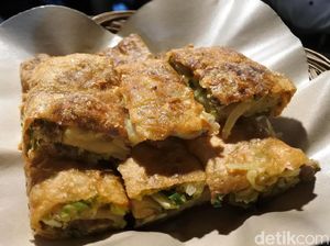 Martabak AA: Ngemil Martabak Manis dan Telor Klasik yang Ada Sejak 1981
