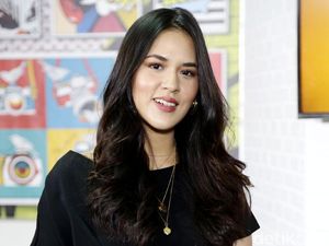 Pakai Mini Dress, Raisa Dikira Anya Geraldine Pakai Mini Dress, Raisa Dikira Anya Geraldine