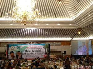 JK Sapa Maruf Amin di Halalbihalal DMI: Ini yang Gantikan Saya JK Sapa Maruf Amin di Halalbihalal DMI: Ini yang Gantikan Saya