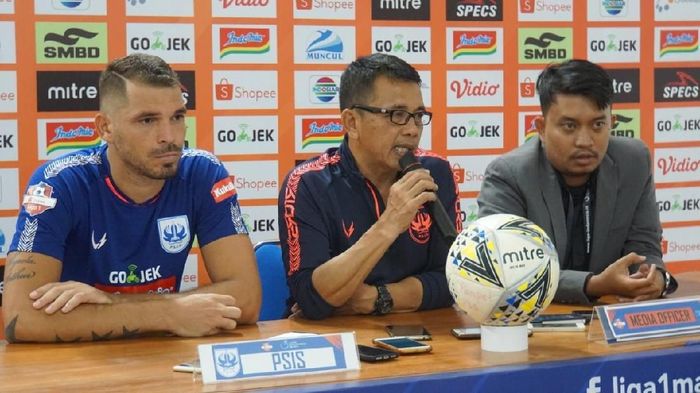 PSIS Semarang mengalahkan tuan rumah PSS Sleman 1-3. (Foto: Ristu Hanafi) PSIS Semarang mengalahkan tuan rumah PSS Sleman 1-3. (Foto: Ristu Hanafi)