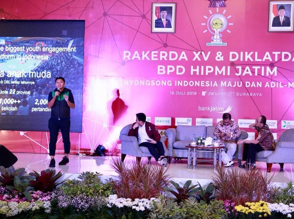 Di Depan Pengusaha Muda, Azrul Ananda Beberkan Rahasia Bisnis Olahraga Di Depan Pengusaha Muda, Azrul Ananda Beberkan Rahasia Bisnis Olahraga