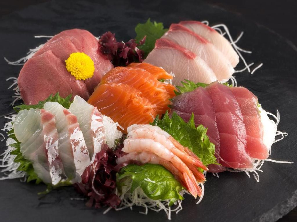 Makan Ikan Mentah Aman Atau Berbahaya Bagi Kesehatan?