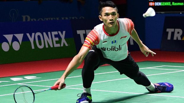 Jonatan Christie tampil di babak pertama Indonesia Open 2019. (