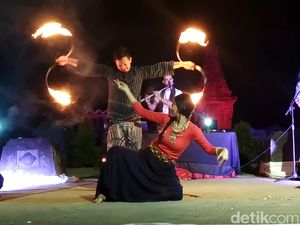 Melihat Indahnya Gelaran Purnama Seruling Penataran di Candi Palah