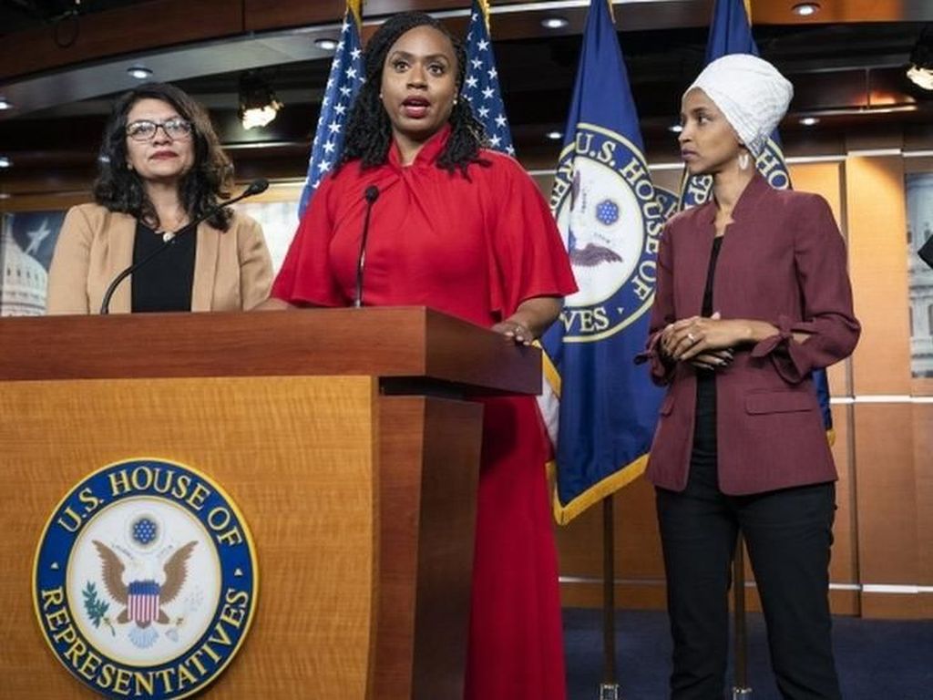DPR AS Kecam Komentar Rasis Trump pada 4 Perempuan Anggota Kongres DPR AS Kecam Komentar Rasis Trump pada 4 Perempuan Anggota Kongres
