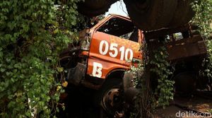 Penampakan Kuburan Truk Sampah Jakarta