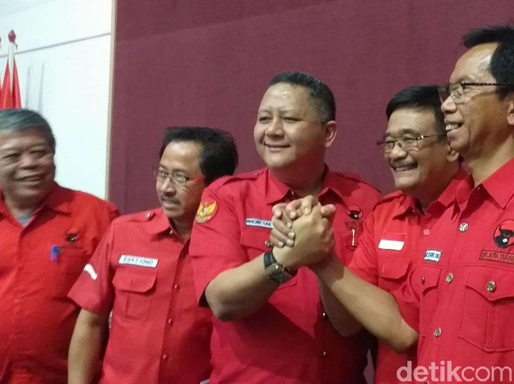 Ini Langkah Adi Sutarwijono Usai Dilantik Jadi Ketua DPC PDIP Surabaya Ini Langkah Adi Sutarwijono Usai Dilantik Jadi Ketua DPC PDIP Surabaya