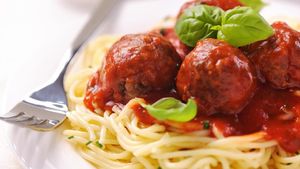 10 Resep Hidangan Restoran yang Populer dan Gampang Dibikin Sendiri