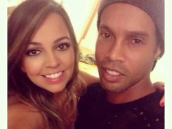 Berasal dari Belo Horizonte, Priscilla sempat dikabarkan akan menikahi Ronaldinho. (Facebook)