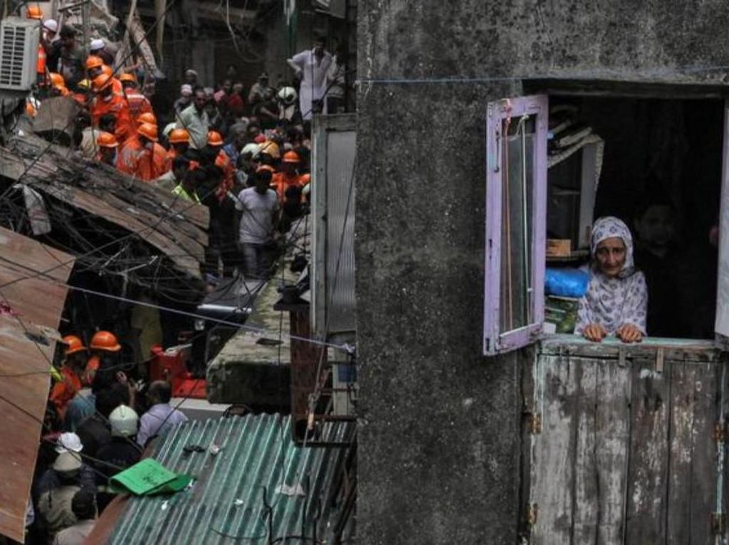 Bangunan di Mumbai Runtuh, 10 Orang Tewas