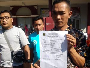 Potret Pengungsi yang Ditahan karena Mengeluh Bantuan Gempa