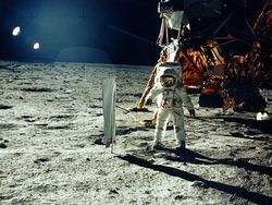 Dihantam 100 Meteor per Hari, Begini Nasib Astronaut Jika Mendarat di Bulan
