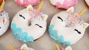 Gemas! 10 Donat Kucing hingga Unicorn Ini Sayang Dimakan