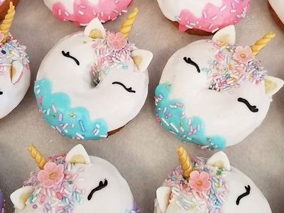 Gemas! 10 Donat Kucing hingga Unicorn Ini Sayang Dimakan