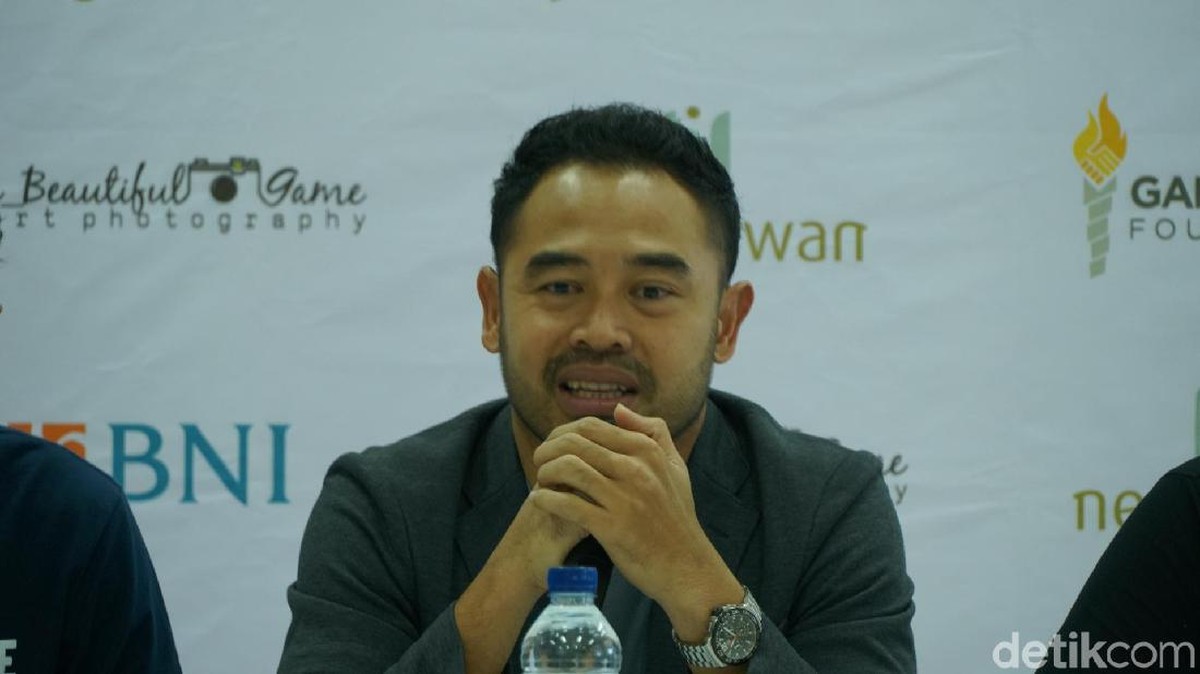 General Manager APPI, Ponaryo Astaman, menyikapi pemain PSS Sleman yang belum gajian dua bulan. (Foto: detikcom/Femi Diah)