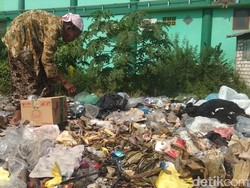Seorang Nenek Pemulung di Lamongan Nabung 25 Tahun untuk Naik Haji