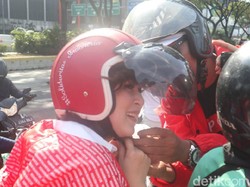 Naik Ojol, Grace Natalie Cs Temui Jokowi di Istana