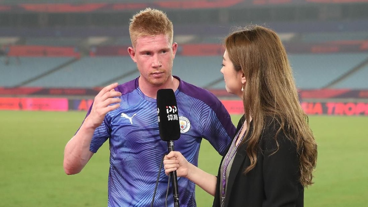 Kevin De Bruyne berharap tak banyak diganggu cedera pada musim 2019/2020 (Foto: Lintao Zhang/Getty Images for Premier League)