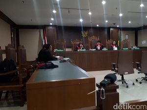 Terdakwa Erwin Sakit, Sidang Dakwaan Kasus Suap Proyek Bakamla Ditunda Terdakwa Erwin Sakit, Sidang Dakwaan Kasus Suap Proyek Bakamla Ditunda