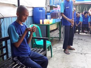 Disebut Kecanduan Game, Wawan Game Berontak Jika Tangannya Dipegang