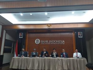 Setelah 8 Bulan, BI Turunkan Bunga Acuan Jadi 5,75% Setelah 8 Bulan, BI Turunkan Bunga Acuan Jadi 5,75%