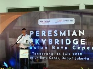 PT KAI Resmikan Skybridge Stasiun Batuceper Penghubung KRL-Kereta Bandara PT KAI Resmikan Skybridge Stasiun Batuceper Penghubung KRL-Kereta Bandara