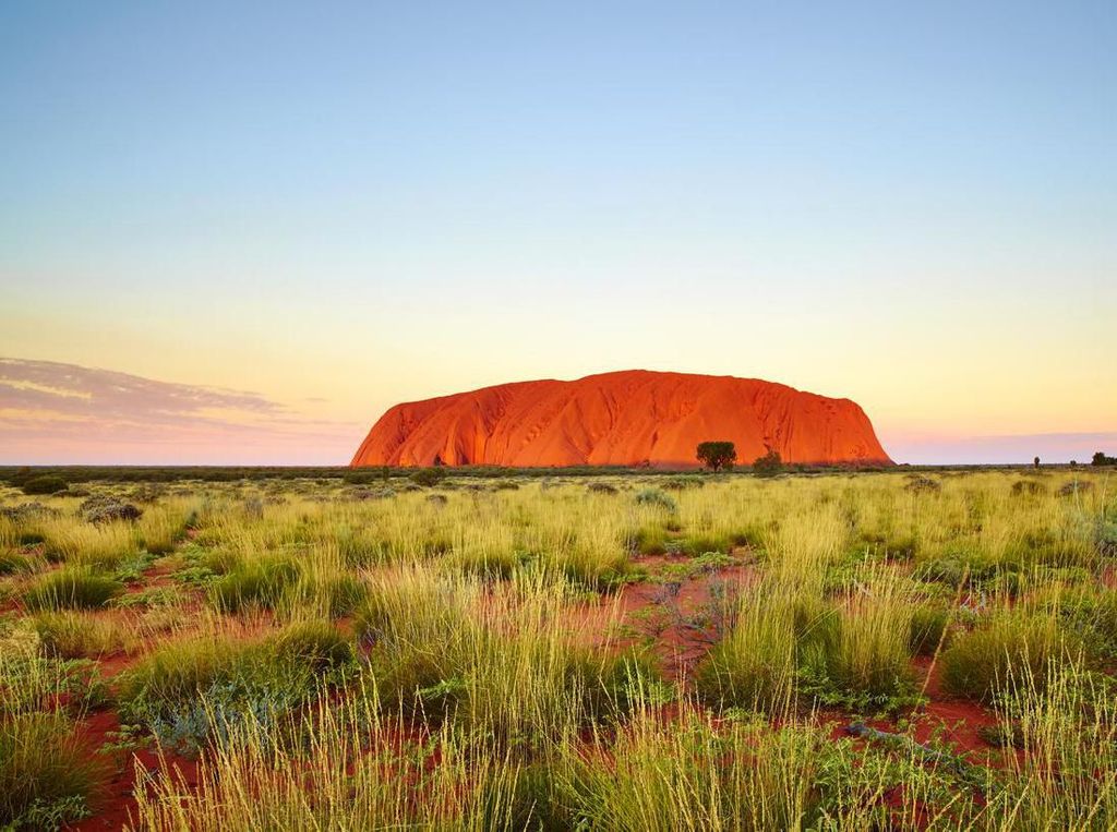 Panas di Australia Gara-gara Batu Suci Panas di Australia Gara-gara Batu Suci
