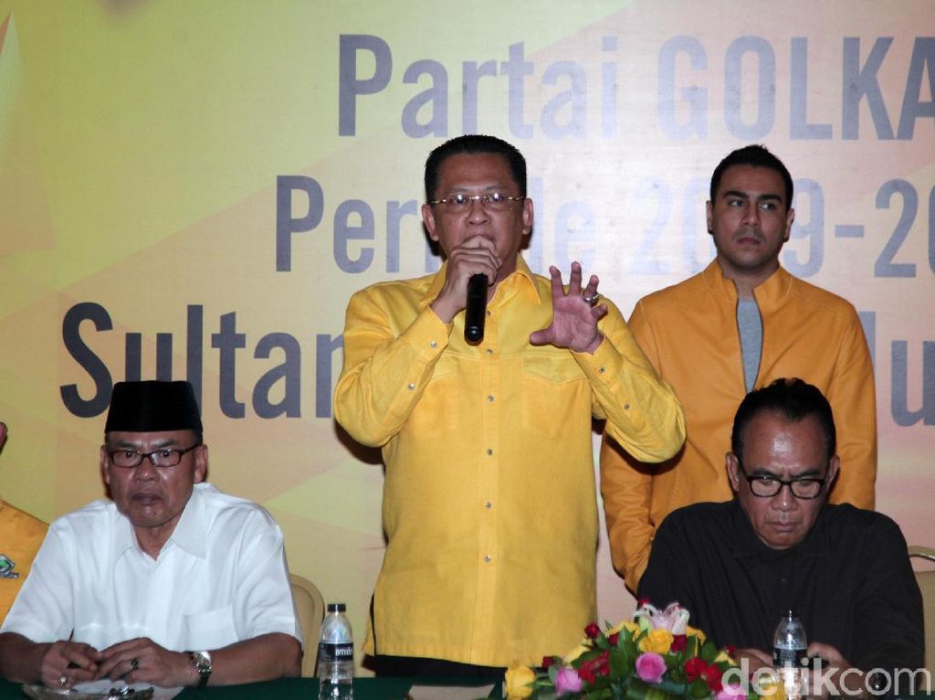 Bamsoet Ingin Kembalikan Roh Golkar ke Partai Keluarga Tentara Bamsoet Ingin Kembalikan Roh Golkar ke Partai Keluarga Tentara