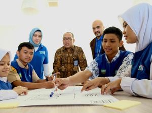 Dorong Digitalisasi Sekolah di Program Madrasah BootCamp