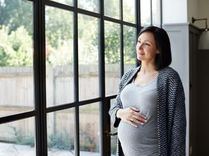 Wanita 46 Tahun Melahirkan Sehari Setelah Mengetahui Kehamilannya