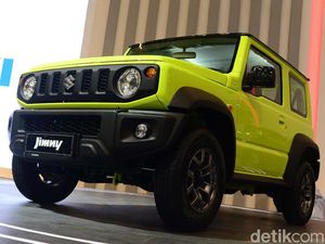 Suzuki Jimny di Singapura Punya 6 Airbag, di RI Cuma 2 Suzuki Jimny di Singapura Punya 6 Airbag, di RI Cuma 2
