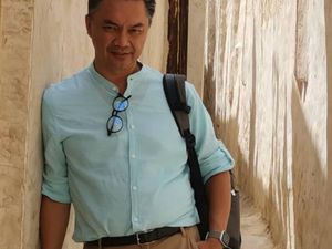 Interview Robert De Niro, Dino Patti Djalal Siap Pakai Jurus Istana Interview Robert De Niro, Dino Patti Djalal Siap Pakai Jurus Istana