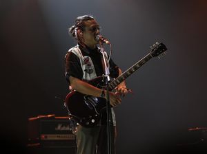 Ajojing bersama The Adams hingga ke Timur