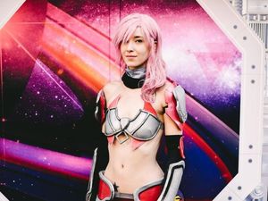 Foto: Deretan Cosplay Seksi dan Heboh di Comic Con 2019