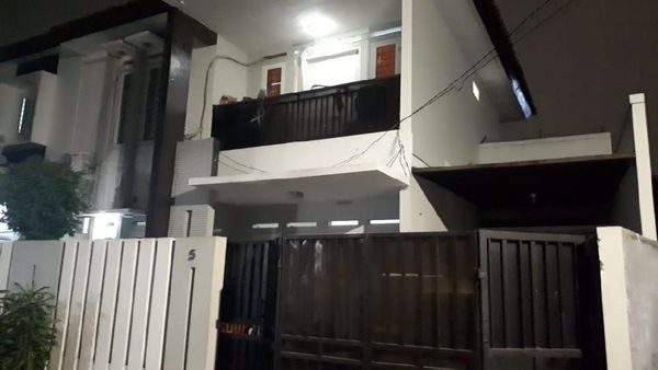 Rumah Putih Saksi Bisu Penangkapan Nunung karena Sabu