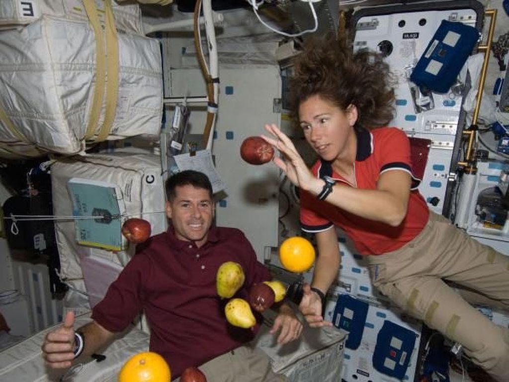Makan Pakai Odol hingga Pizza, Ini Perkembangan Makanan Astronaut Makan Pakai Odol hingga Pizza, Ini Perkembangan Makanan Astronaut