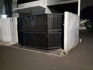 Diciduk karena Sabu, Nunung dan Suami Dikenal Ramah dengan Tetangga Diciduk karena Sabu, Nunung dan Suami Dikenal Ramah dengan Tetangga