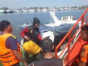16 Penumpang Kapal yang Rusak Mesin di Perairan Makassar Dievakuasi