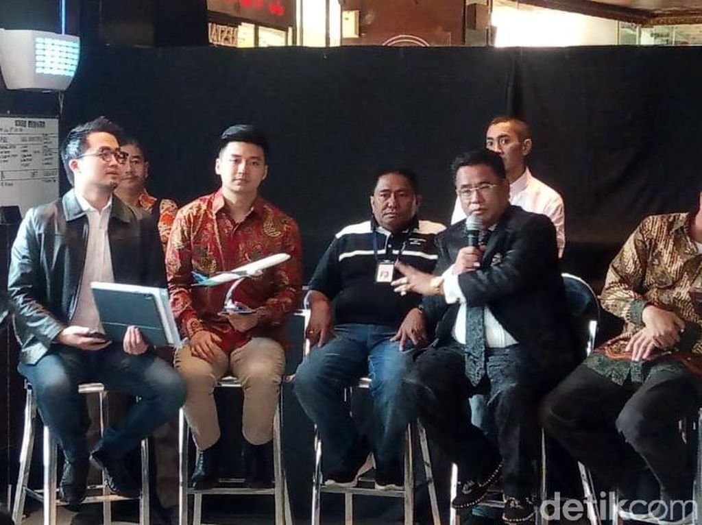 Ini Isi Surat Perdamaian Garuda dan YouTuber Rius Vernandes Ini Isi Surat Perdamaian Garuda dan YouTuber Rius Vernandes