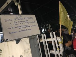 Pelayat Mulai Berdatangan ke Rumah Duka Arswendo Atmowiloto