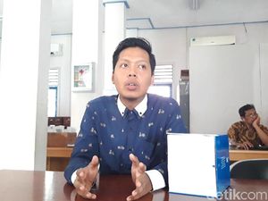 Video: Perjuangan Gani, Mahasiswa ITS Penulis Skripsi 3.045 Halaman Video: Perjuangan Gani, Mahasiswa ITS Penulis Skripsi 3.045 Halaman