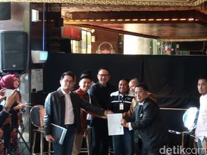 Dapat Tiket Gratis, Rius Diminta Review Penerbangan Garuda Lagi