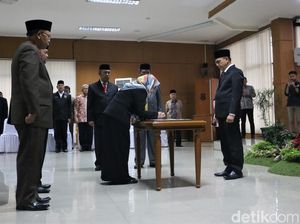 Kosong Setahun, Sekda Cimahi Definitif Dikdik Dilantik Wali Kota