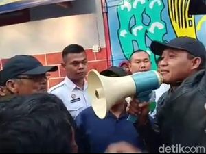 Aktivis Anti Korupsi Blitar Tuntut Dibentuk Pencari Fakta Pemalsu Surat KPK Aktivis Anti Korupsi Blitar Tuntut Dibentuk Pencari Fakta Pemalsu Surat KPK