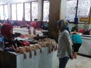 Harga Daging Ayam hingga Cabai di Wonogiri Melonjak