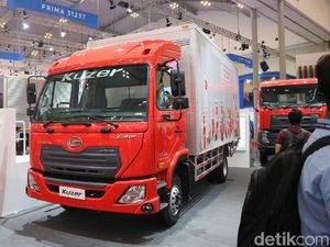 Trio Truk Buatan Sunter Melantai di GIIAS 2019