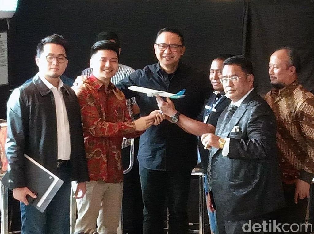 Garuda Indonesia-Rius Vernandes Berdamai Garuda Indonesia-Rius Vernandes Berdamai